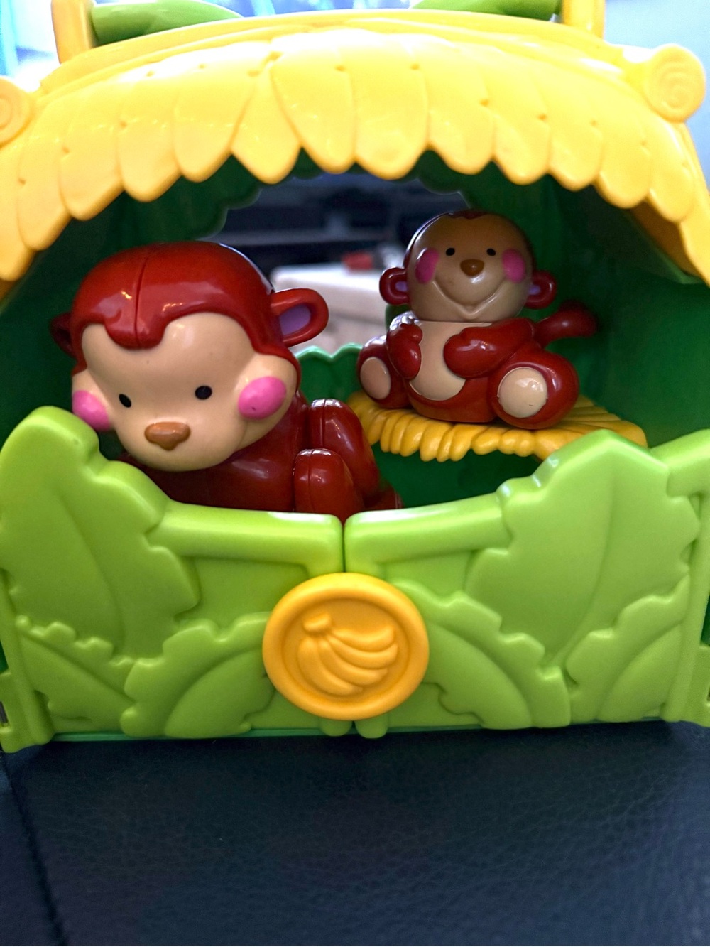 Fisher-Price Red Monkey Jungle Hideaway with Green Playhouse